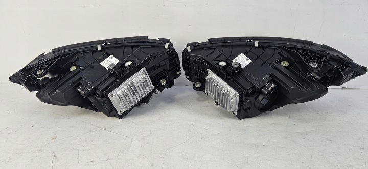PHARE GAUCHE DROITE ENSEMBLE MERCEDES C-KLASA 206 CKLASA W206 2021-2025
