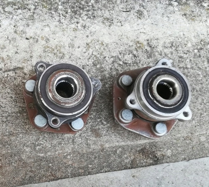 TESLA MODEL 3 HUB BEARING WHEELS REAR 1044123-00-B photo 1 - milautoparts-fr.ukrlive.com