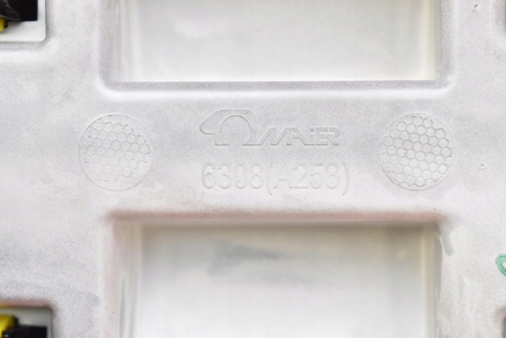 DÉCOR CONSOLES GRILLE CONDUIT D'AIR 9812401777 CITROEN C3 3 III 16-20