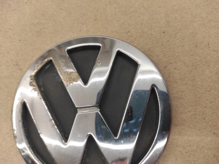 EMBLÈME INSIGNE LOGO COUVERCLES DE COFFRE VW PASSAT B5 UNIVERSEL 01-05
