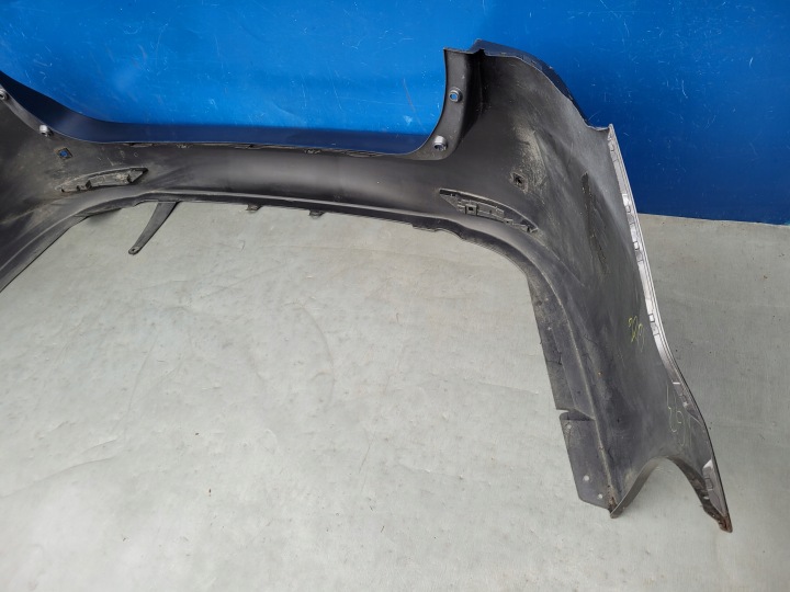 TOYOTA AVENSIS T27 T29 UNIVERSEL LIFT 2015-2018 15-18 PARE-CHOCS ARRIÈRE ARRIÈRE