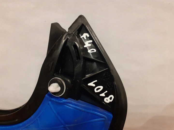 DÉFLECTEUR GAUCHE ARRIÈRE BMW F40 7474001 2021