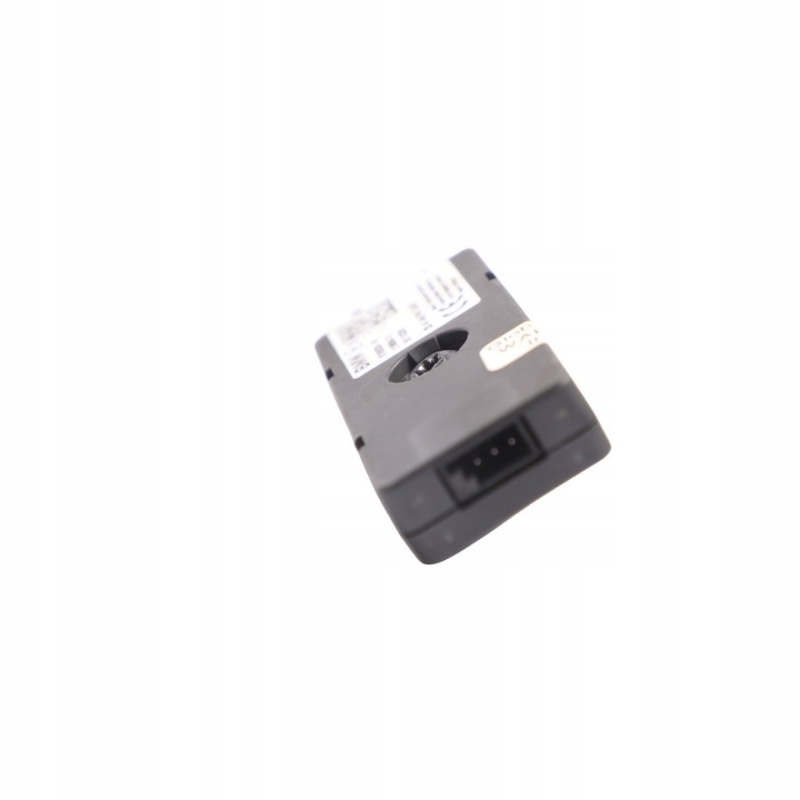BMW F44 WZMACNIACZEM ANTENOWYM HIFI 8795939