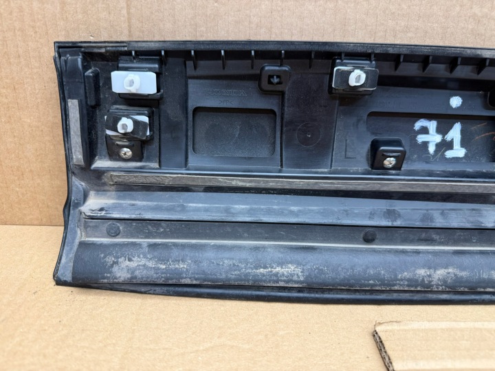 HONDA HR V HRV III 3 21- MOULURE PORTES ARRIÈRE GAUCHE ARRIÈRE 75333-3M0-J0