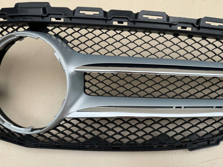 MERCEDES C-KLASA A205 W205 GRILLE CALANDRE PARE-CHOCS AVANT AVANT A2058800183