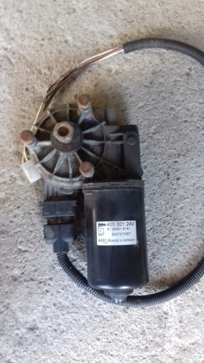 MOTEUR ESSUIE-GLACES