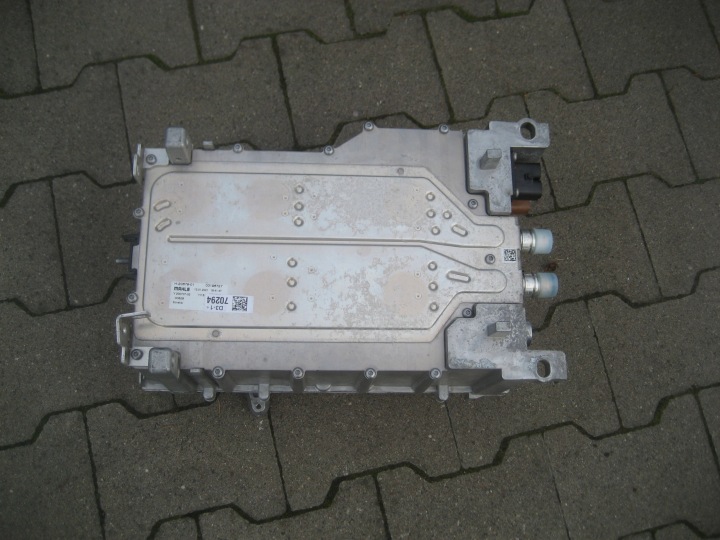 OPEL CORSA F INWERTER FALOWNIK MODULE