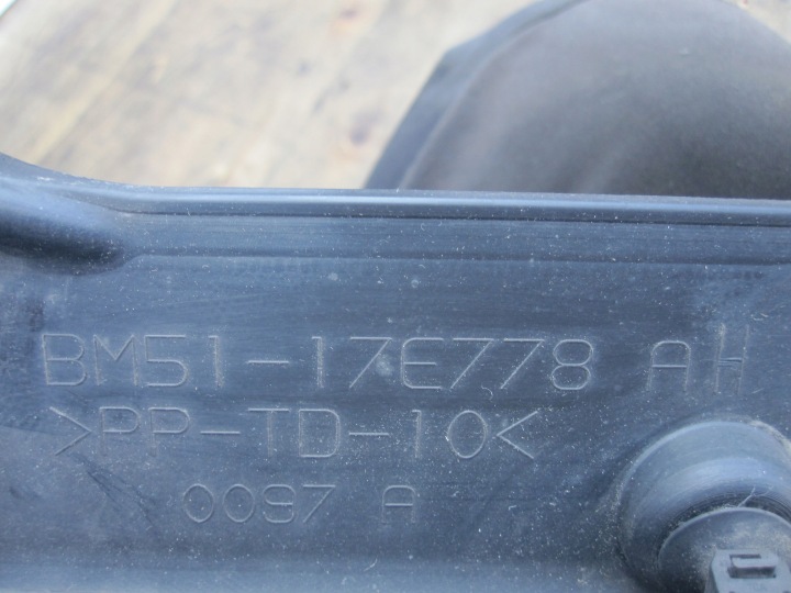 FORD FOCUS MK3 III 12R RENFORCEMENT PARE-CHOCS AVANT BM51-17E778-AH