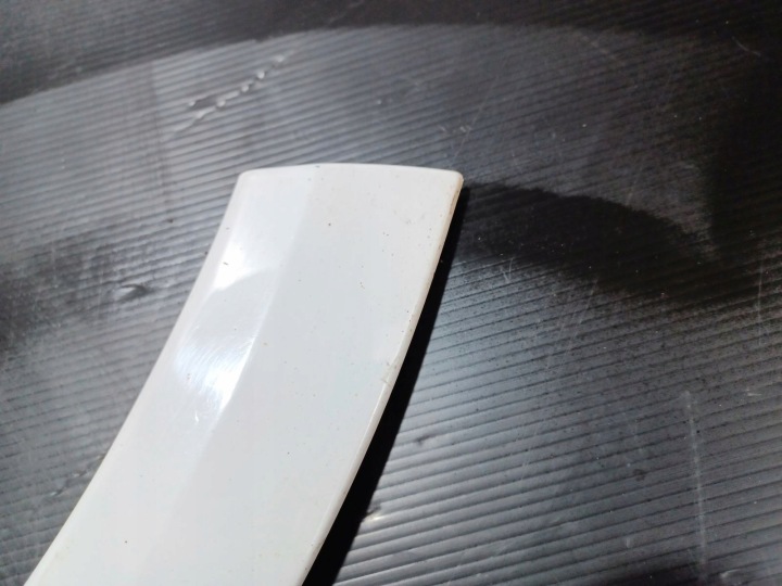 VOLVO C30 MOULURE REVÊTEMENT AILE GAUCHE ARRIÈRE GAUCHE ARRIÈRE 30779140