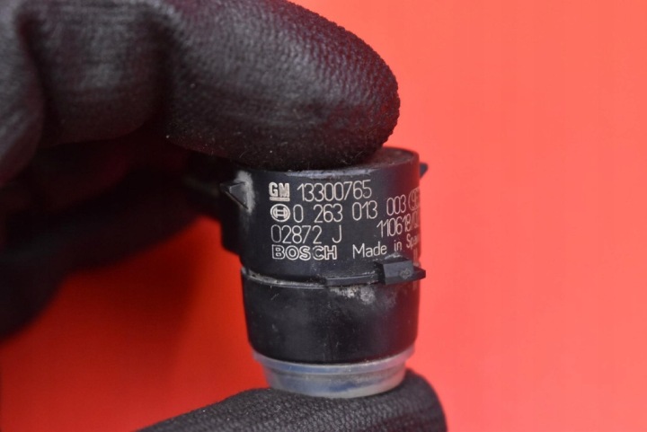 CAPTEUR STATIONNEMENT ARRIÈRE PDC 0263013003 OPEL ASTRA 4 IV J 09-12
