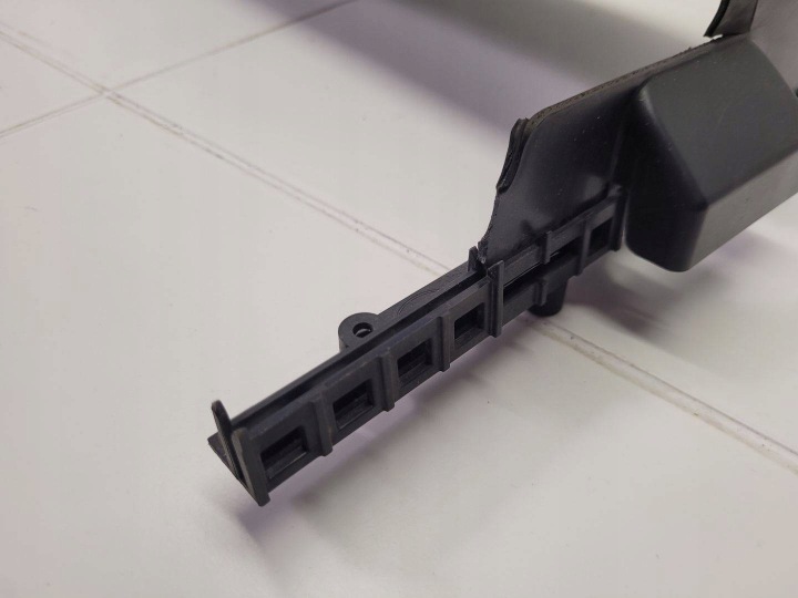 FIXATION RADIATEUR LAND ROVER RANGE ROVER EVOQUE L538 RESTYLAGE 2018