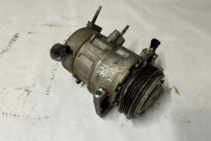 COMPRESSEUR DE CLIMATISATION FORD USA MUSTANG COUPÉ FR3B19D629FB 2.3L GASOLINE