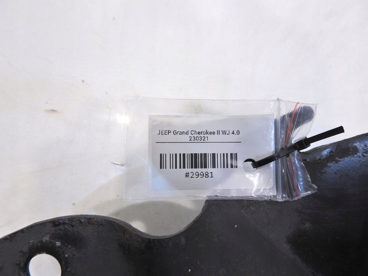 POIGNÉE COUSSIN MOTEUR DROITE GRAND CHEROKEE WJ 4.0