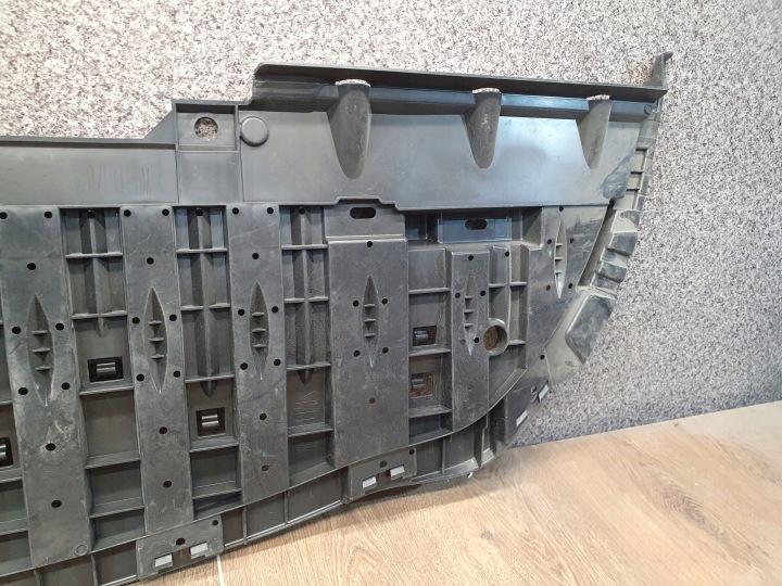 RENAULT FLUENCE PLAQUE INFÉRIEURE RENFORCEMENT PARE-CHOCS