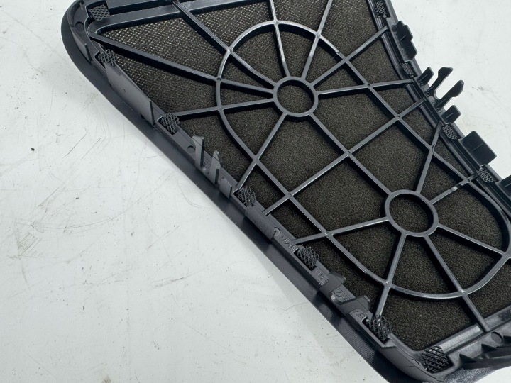 ARRIÈRE GRILLE COUVERCLES DE COFFRE BMW 7 (F01, F02) 9112716 3.0L DIESEL 180KW 2012