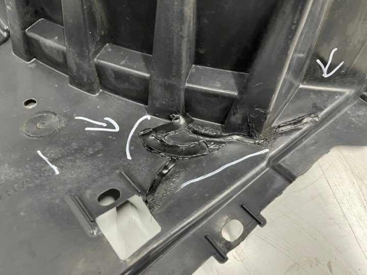 PASSAGE DE ROUE NISSAN QASHQAI II J11 14-17R. DROIT AVANT ORIGINE