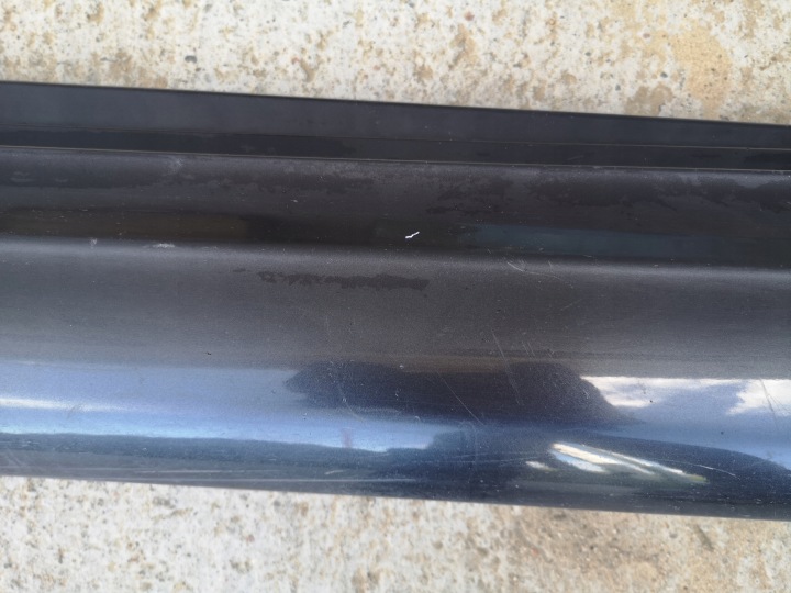 MOULURE SEUIL GAUCHE BMW E81 E821 E88 MODULE A72