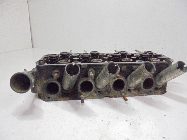 OPEL MERIVA A CULASSE MOTEUR 90400242 1,6 8V