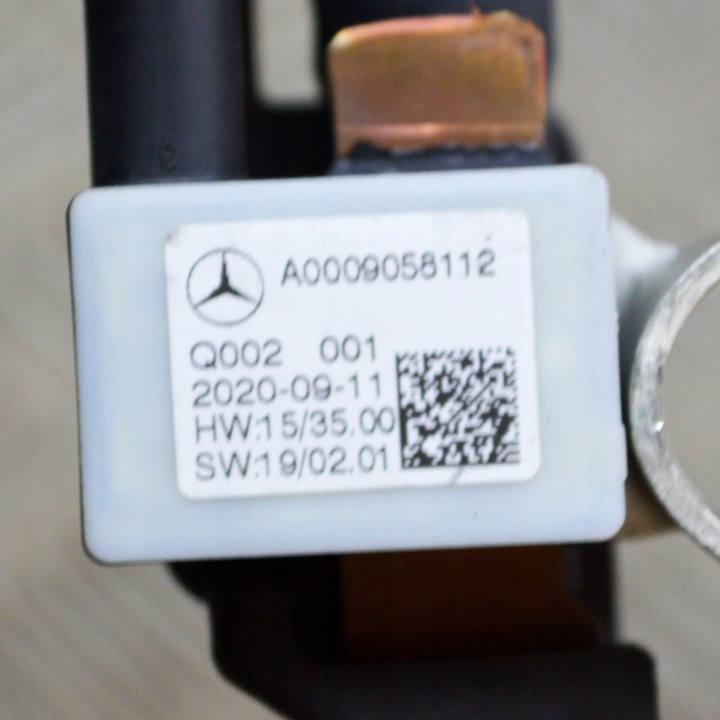 MERCEDES-BENZ A W177 2021 MOINS SERRE-CÂBLE FIL BATTERIE