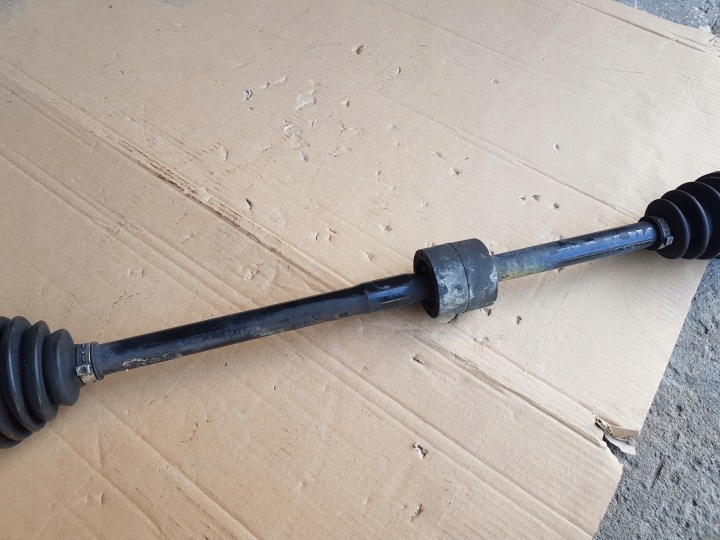 DEMI-ARBRE DROIT AVANT OPEL ASTRA H 1.8 16V Z18XE 125KM AUTOMATE AF17 FONCTIONNEL