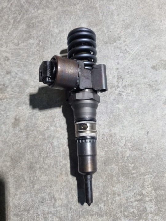 POMPO INJECTEURS AUDI A6,A4,A3VW PASSAT,GOLF, 2.0 TDI