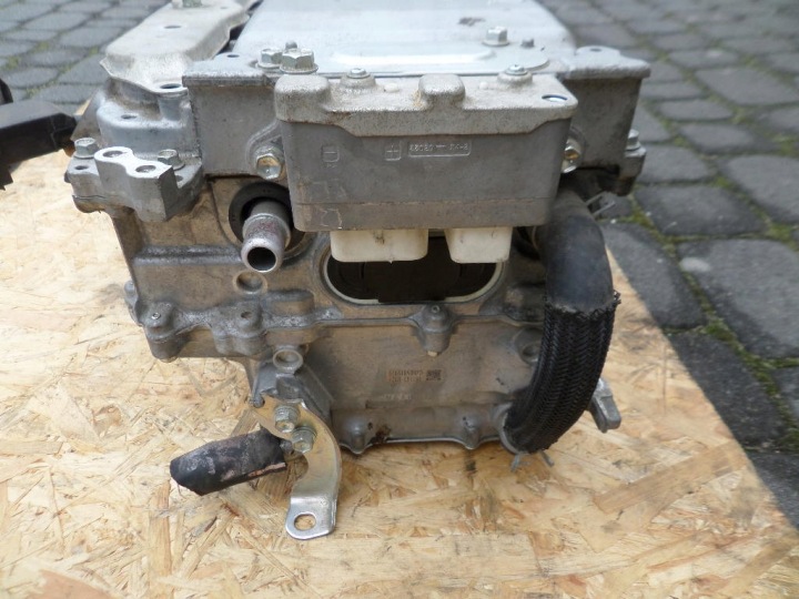 FALOWNIK INWERTER HYBRIDE LEXUS IS300H 3 2018R 18R