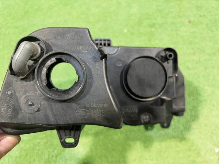 VW POLO 6C0 PHARES ANTIBROUILLARD GAUCHE 6C0941661D