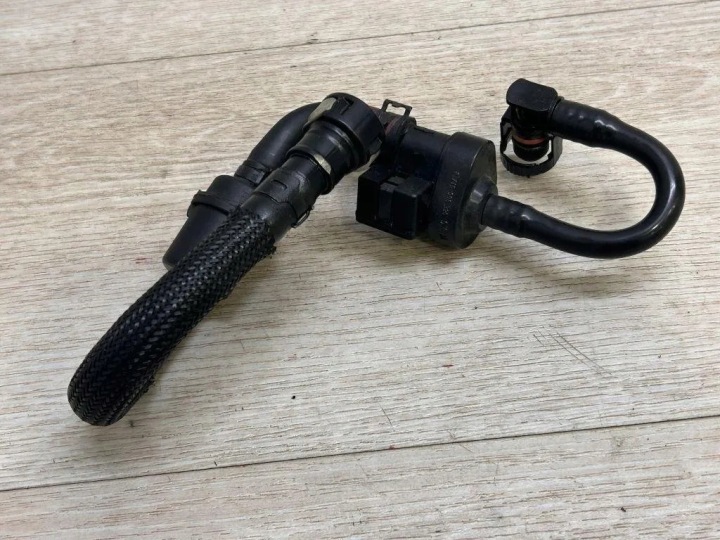 SOUPAPE ELEKTROMATYCZNY VW TOUAREG (7P5) 7P0133266A 3.0L 2011