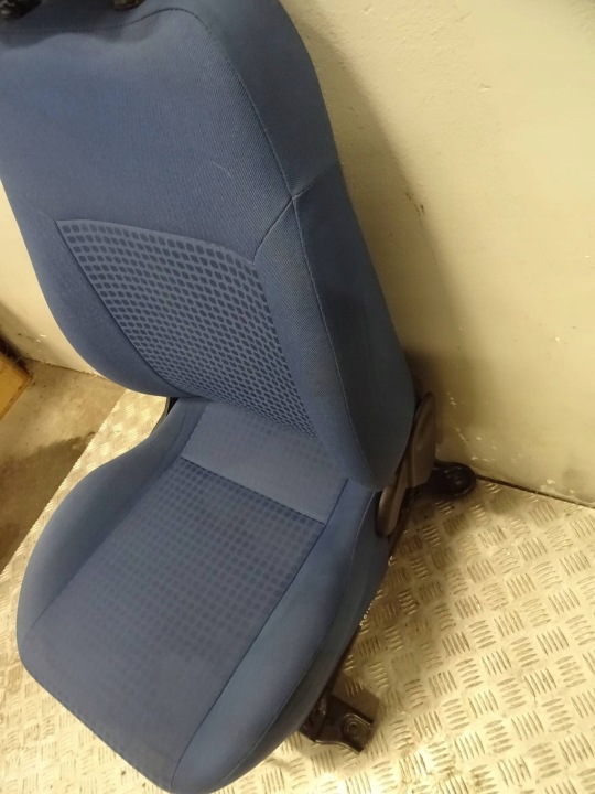 SIÈGE PASSAGER DROIT AVANT OPEL AGILA A NR227