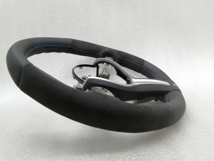 BMW M4 F82 STEERING WHEEL 32302413014 M PERFORMANCE M3 F80