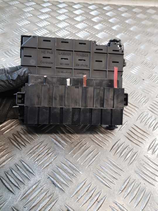 BOÎTE FUSIBLES MODULE BSM B5 9657608580 PARTENAIRE I LIFT 05R-