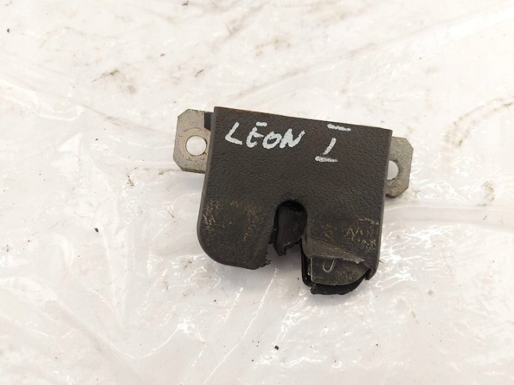 SERRURE VERROU POIGNÉE COUVERCLES DE COFFRE ARRIÈRE COUVERCLES DE COFFRE 1M6827565J SEAT LEON I (1M1)