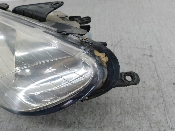 PHARE AVANT GAUCHE PEUGEOT 206 CC 20-6156 TYC