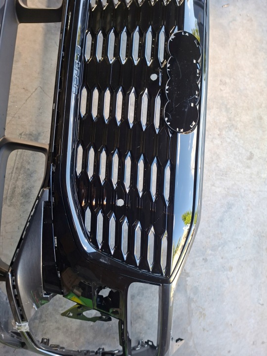 PARE-CHOCS AVANT AVANT GRILLE AUDI Q6 E-TRON S LINE 2024- 85H807437