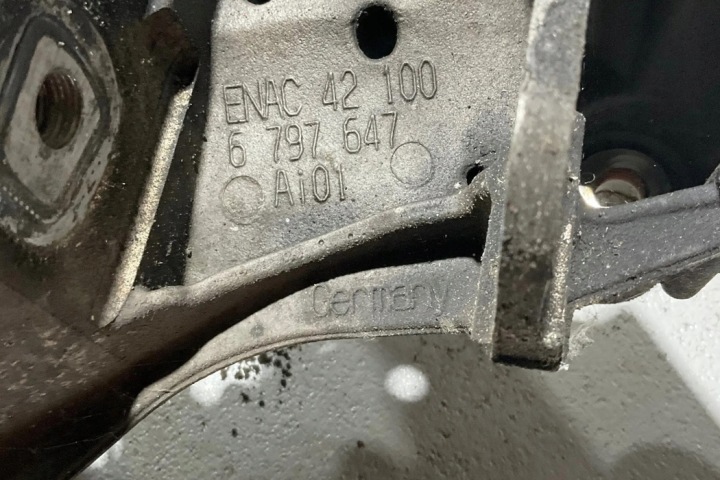 CHÂSSIS AVANT BMW 5 (F10) 6797647 3.0L GASOLINE 225KW 2012