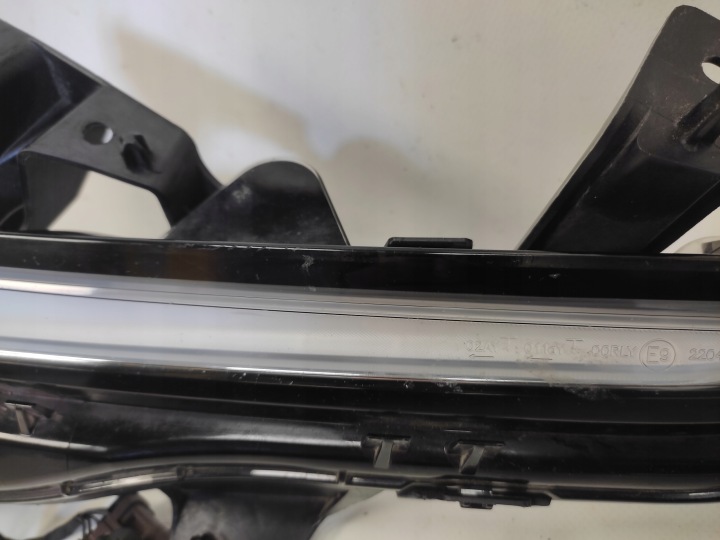 PEUGEOT 508 II FJD LED LANTERNE PHARE CONDUITE DIURNE DROIT AVANT 2018-