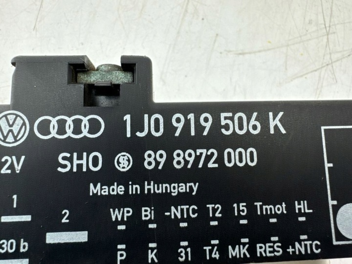 MODULE CONTRÔLEUR VENTILATEURS AUDI A3 8L 1J0919506K NR101