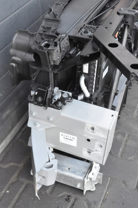 VOLVO XC60 B4 B5 PANNEAU AVANT 31493262 32377061 32377062 32246765 32441402