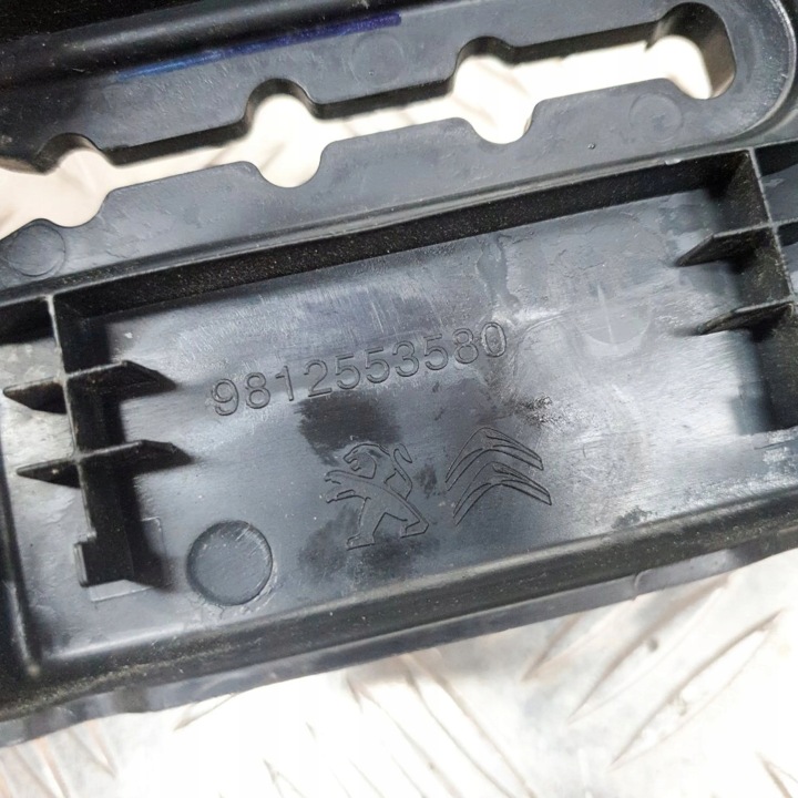 CITROEN C3 2018 POIGNÉE FIXATION POMPES ABS
