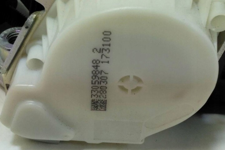 CEINTURE DE SÉCURITÉ AVANT GAUCHE BMW 1 (E81) 33059848 2.0L DIESEL 2007