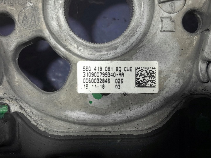 SKODA FABIA III NJ LIFT VOLANT CUIR MULTIFONCTIONNELLE 5E0419091BQ