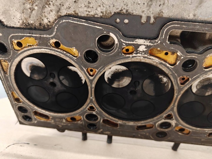 CULASSE MOTEUR AVANT AUDI A4 S4 B8 8K 03L403373E