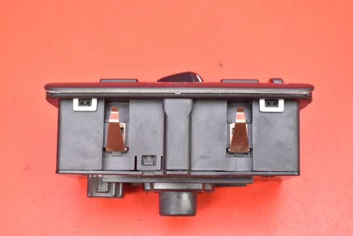 COMMUTATEUR COMMUTATEUR FEUX 30739424 VOLVO V40 2 II 12-16