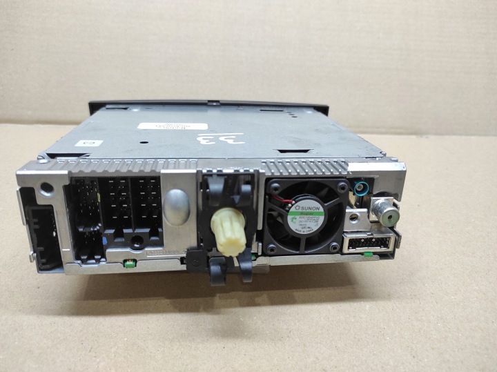 RADIO CD CARMINAT NAV GPS RENAULT MEGANE II 8200796837
