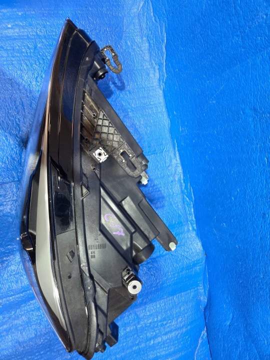 PHARE AVANT CÔTÉ GAUCHE CUPRA FORMENTOR 5FG941035A LIFT