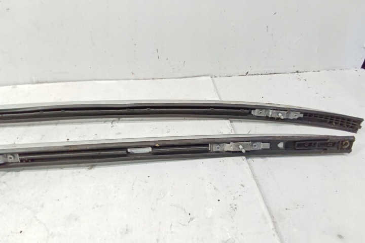 ENSEMBLE RELINGOW DACHOWYCH MERCEDES-BENZ C (W205) A2058900693 2.14L DIESEL