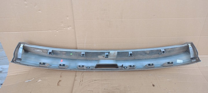 CACHE SUR COUVERCLES DE COFFRE ARRIÈRE FORD KUGA MK2 13-18ROK CJ54-S423A40-AEW CJ54-S423A40