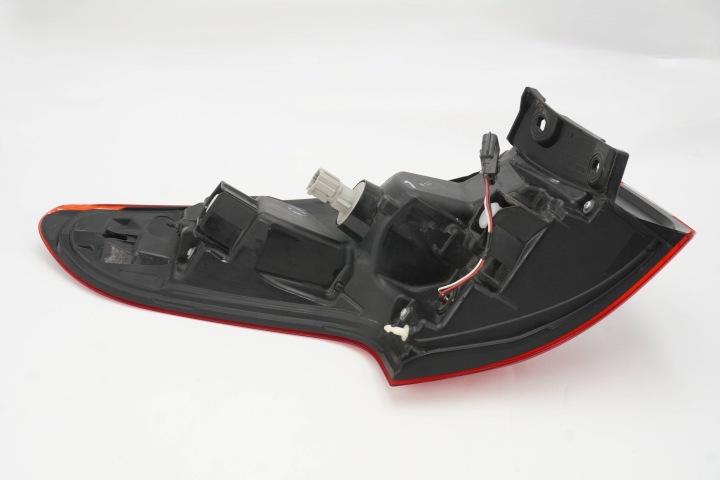 PHARE ARRIÈRE DROITE NISSAN QASHQAI J11 26550-4EA0A