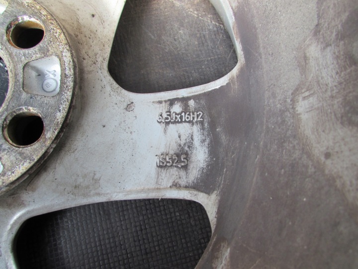JANTE ALUMINIUM VOLVO V40 II 12-19 6.5X16 H2 ET52.5 16