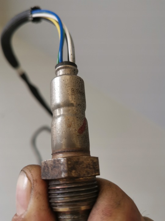 MITSUBISHI ECLIPSE CROSS 2018 SONDE NOX 1588A525